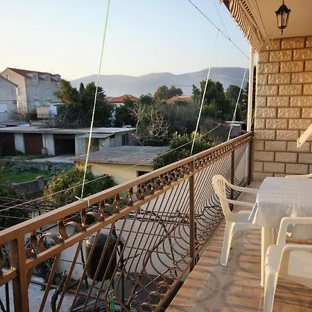 By The Sea Kastel Stafilic, - 8621 *